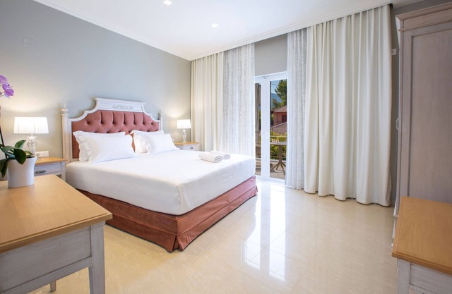 Two Bedroom Suite - VK Luxury Suites