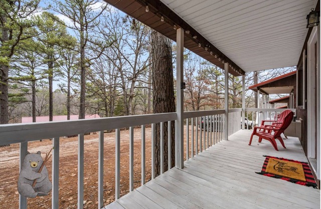 Two full cabins for up to 10 guests - Hot Tub/Pool/Coffee Bar/Fire Pit near SDC!