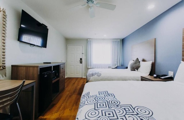 Two Queen Beds Room, Scottish Inn & Suites, Flat-Screen TV, Right off Route 146