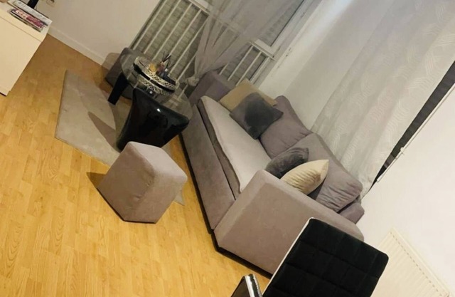 Two-room apartment in Chartrons for 4 people