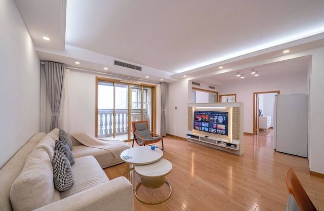 Tyms Gubei Elegant 3BR 2BA APT