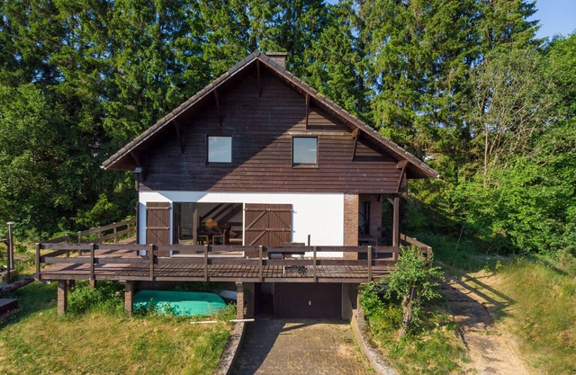 Typical Ardennes chalet with hot tub
