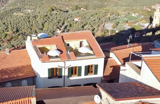 Typical Ligurian house with terrace and panoramic garden 12 km from the sea