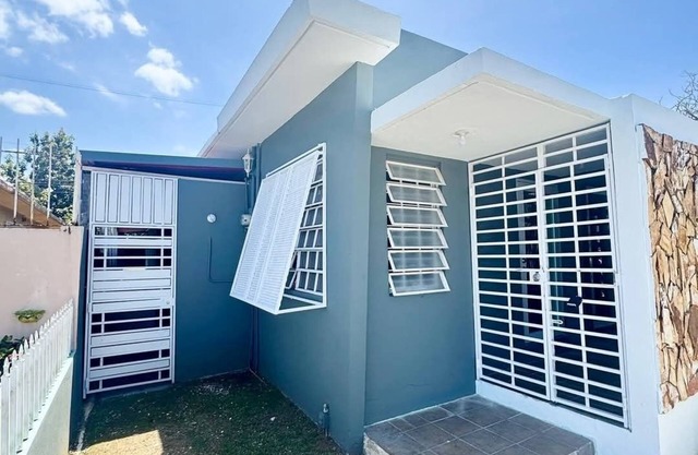 Uber to Bad Bunny Concert! Modern Studio near Choli