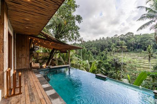 Ubud Riverside Villa