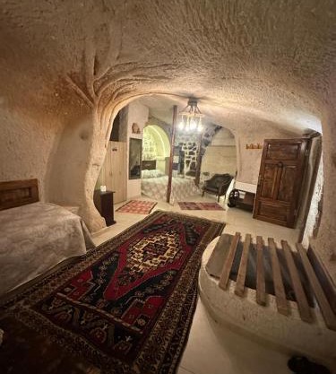 Uchisar Cave House