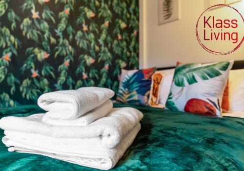 Uddingston Apartment by Klass Living