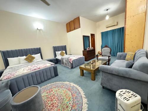Uk Family Lodge