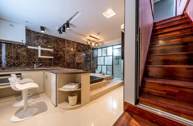 Ulsan Youngnam Alps G7