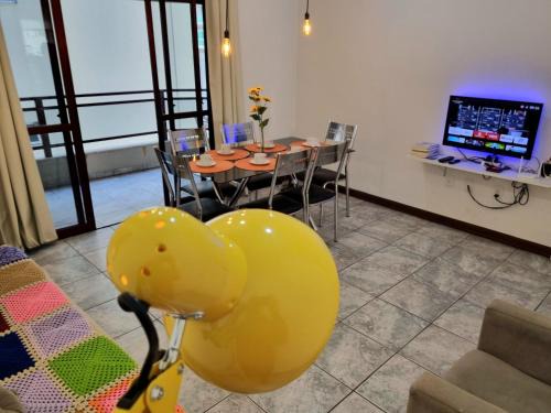 UMA QUADRA E MEIA DO MAR Ar Wifi Smart TV