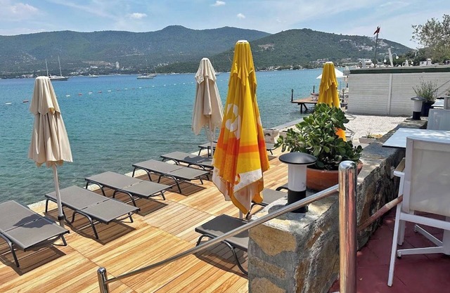 Umayra Otel
