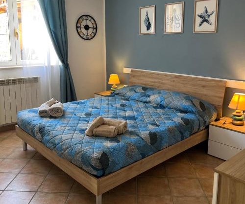 Un passo dal Mare - 50m from the Sea, with Garden, AC & WiFi