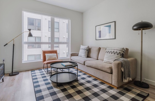 Unbelievable Hayward 2BR w/Pool & Gym, near BART, by Blueground