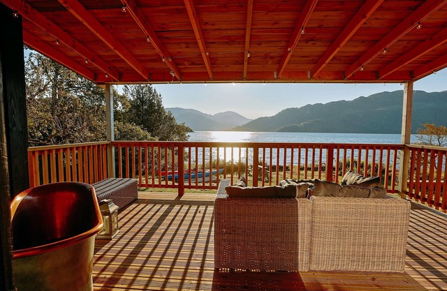 Understated luxury near Eilean Donan and perfect for exploring Skye
