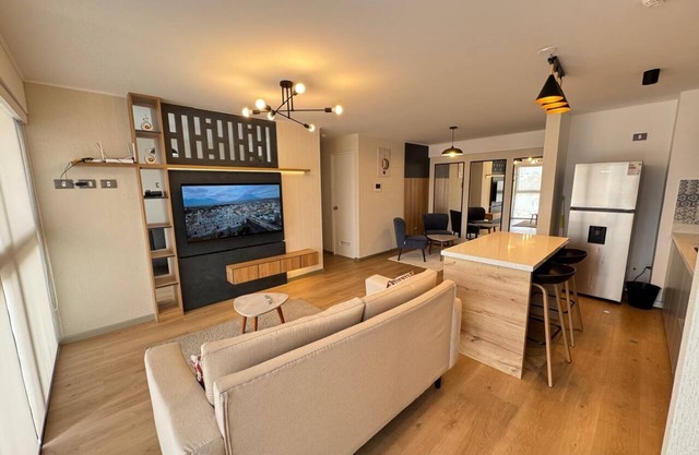 UNIQUE AND MODERN APARTMENT.