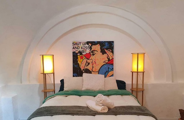 Unique Architecture,romantic Escape