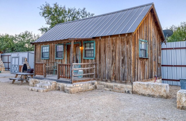 Unique Cabin by the Frio - River Rock Cabin #3