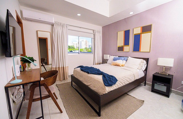 Unique location, workspace, great guest service