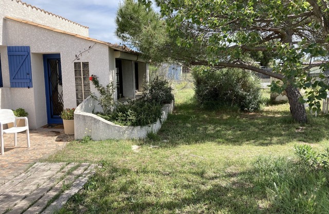 UNIQUE SMALL HOUSE IN VIC LA GARDIOLE