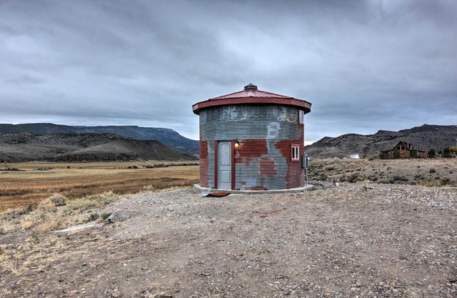 Unique Utah Tin Cabin with Mountain Views!