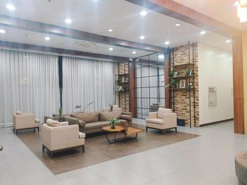 Unit 325, Brenthill Residences