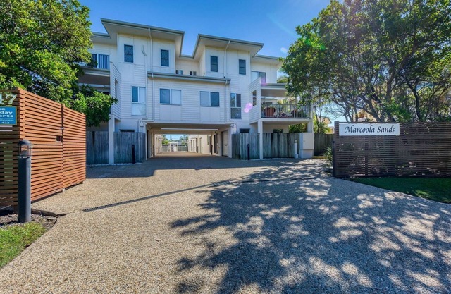 Unit 4 'Marcoola Sands' on Petrie Avenue