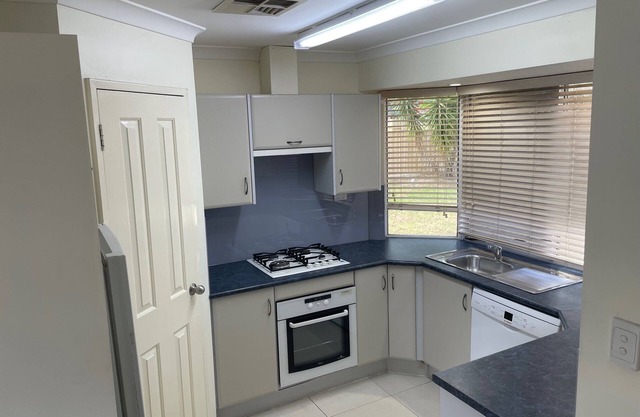 Unit close to the Gateway to Rail and Trials of the South West