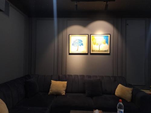 Universe Apartment 1bedroom By StayLux Suits