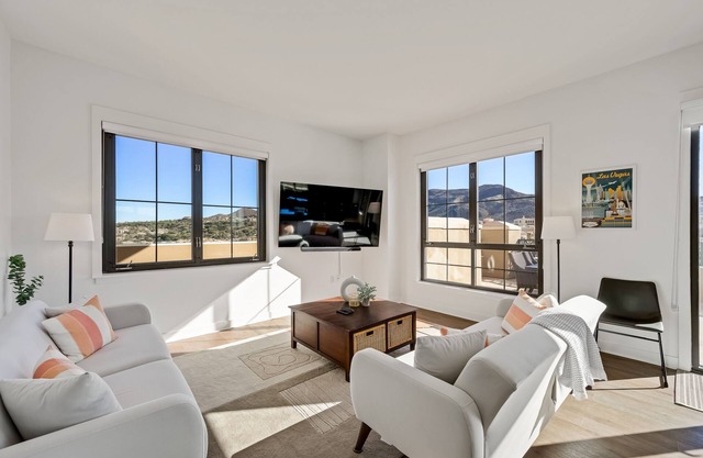 Unwind in a luxurious 2BR penthouse on the shores of Lake Las Vegas