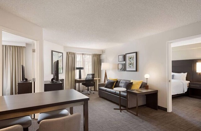 Unwind in these 2 Pet-friendly Units w/Full Kitchens, Pool, Sports Court