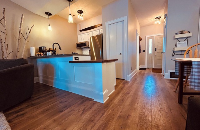 Updated beachfront condo at Giants Ridge