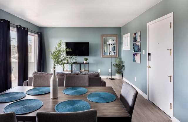 Updated Urban Retreat Near SoFi Stadium LAX Forum and More