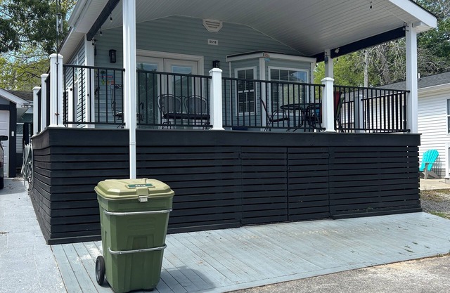 UPDATED WITH CART DOGS <20 LBS CONSIDERED SITE 5518 SANDLAPPER LN.