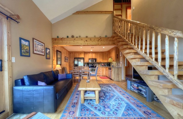 Upgraded, Slopeside Condo, Walk to the Base Area or Transit Center