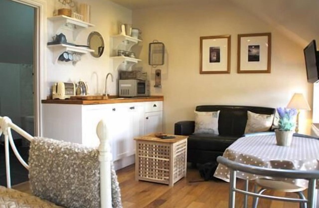 Upper Cottage, double room