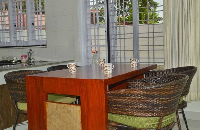 UPPER LEVEL of HOUSE in RANGE VIEW homestay (2BR + STUDIO)