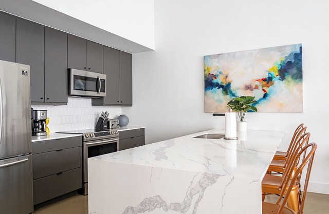 Upscale Condo in East Austin