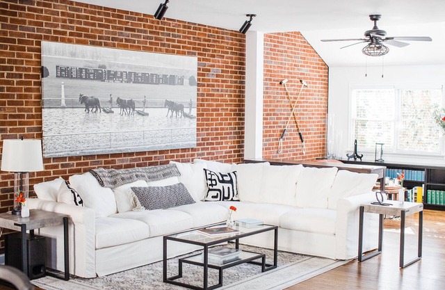 Upscale downtown Lexington townhome