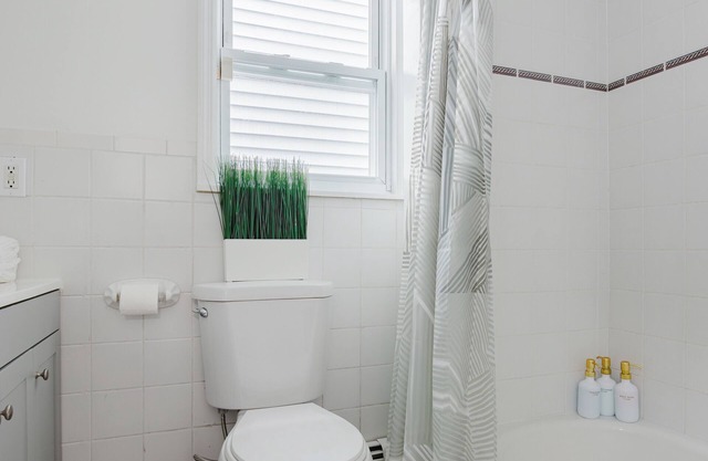 Upscale NY Home with Easy Parking!