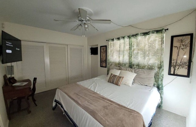 Urban Retreat at Crescent Lk