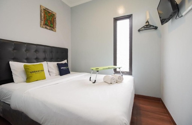 Urbanview Hotel Arafuru Residence Duren Sawit