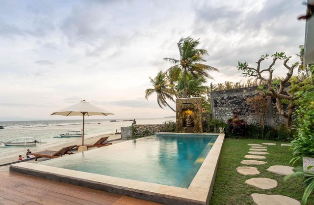 Utama Villas Beach Front Candidasa