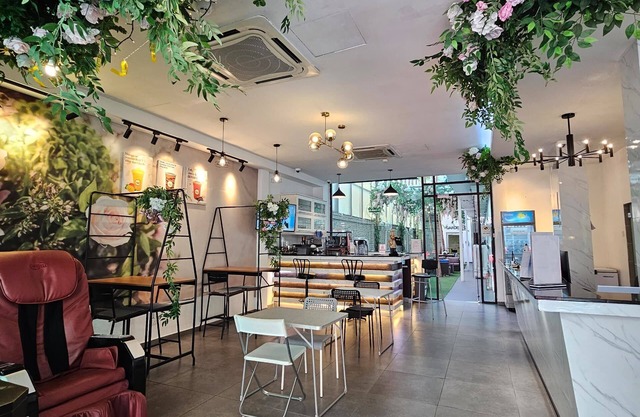 V Garden Hotel by Minsu