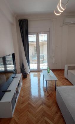 V32 - Athens Central Fully Equipped Apartment