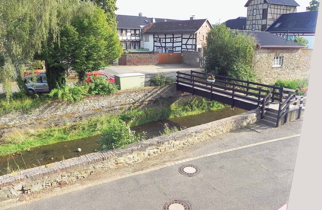 Vacation apartment near Arloff Castle and the Hubertus Chapel