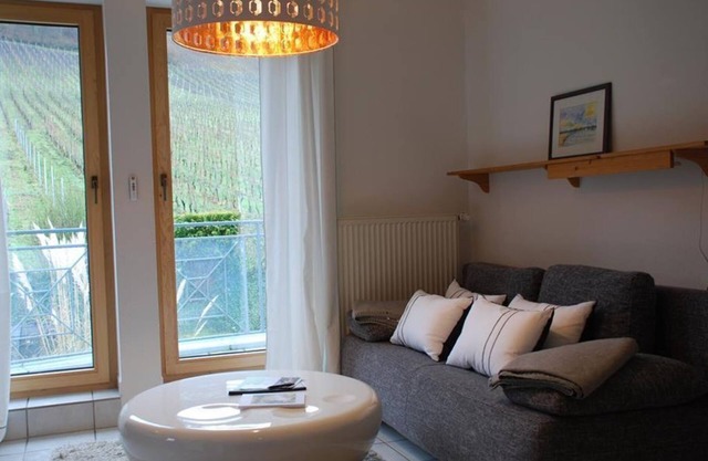 Vacation apartment "Schloßberg" - Roussel - Hotel Restaurant