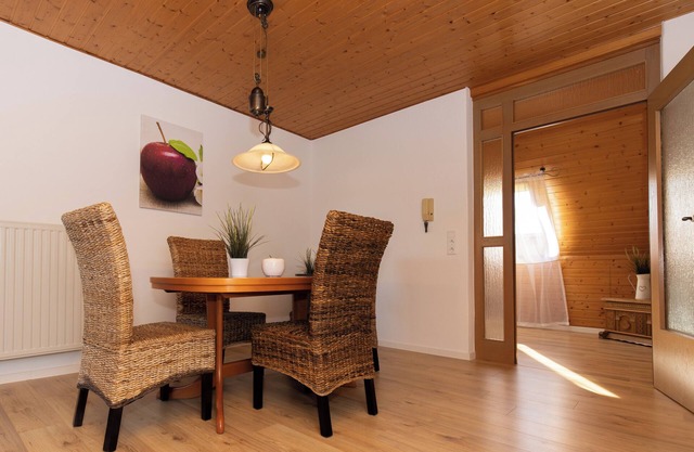 Vacation apartment Apfelblüte an den Streuobstwiesen 80m2 near Rothenburg