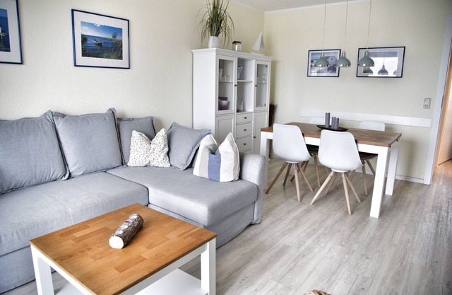 Vacation apartment/apartment for 6 guests with 62m² in Ueckermünde (55059)