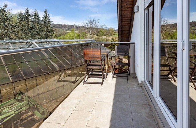 Vacation apartment 'Rheinblick' with Lake View, Balcony and Wi-Fi