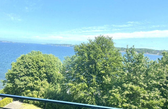 Vacation apartment with a fantastic view of the Kiel Fjord